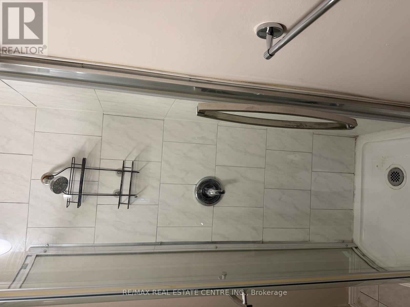 Unit A - 24 Nelson St Street E, Brampton, Ontario  L6V 1C9 - Photo 12 - W12845836