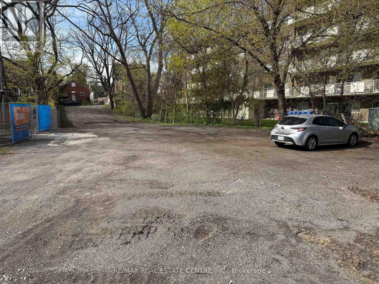 Unit A - 24 Nelson St Street E, Brampton, Ontario  L6V 1C9 - Photo 20 - W12845836