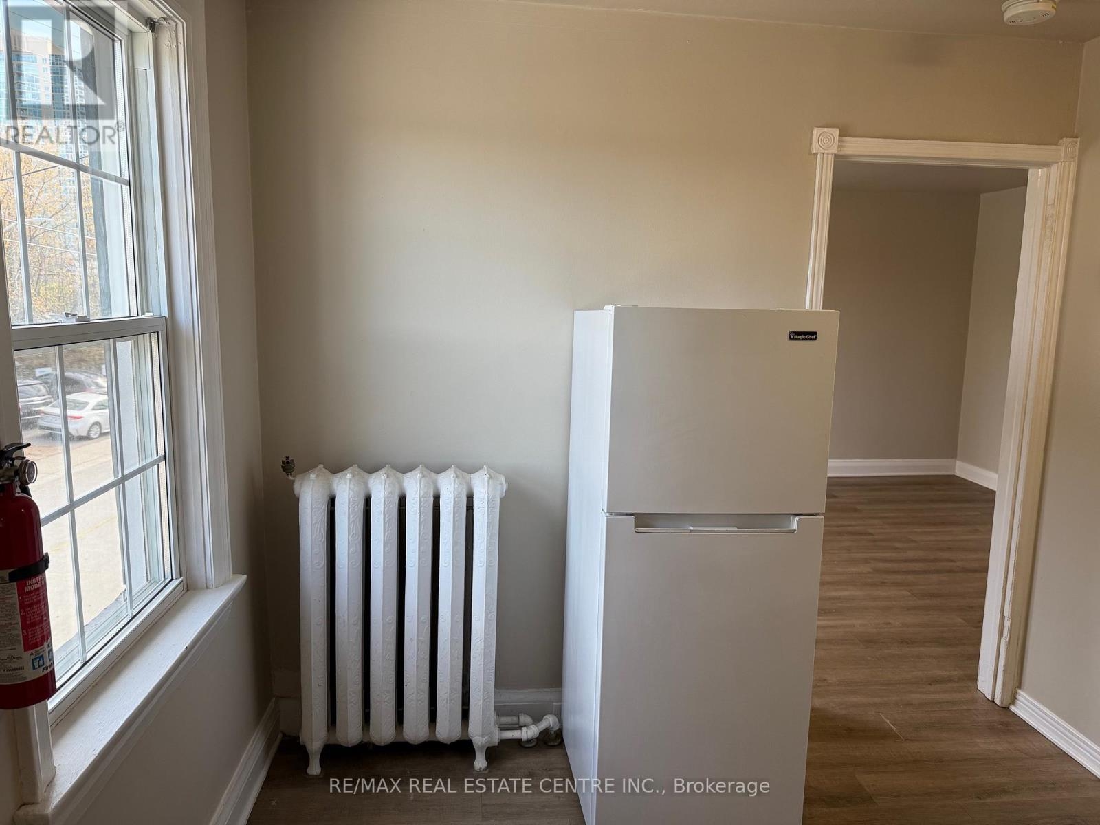 Unit A - 24 Nelson St Street E, Brampton, Ontario  L6V 1C9 - Photo 16 - W12845836