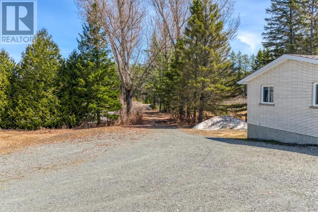 1085 Gravel Drive, Sudbury, Ontario  P3P 1R8 - Photo 11 - 2127370