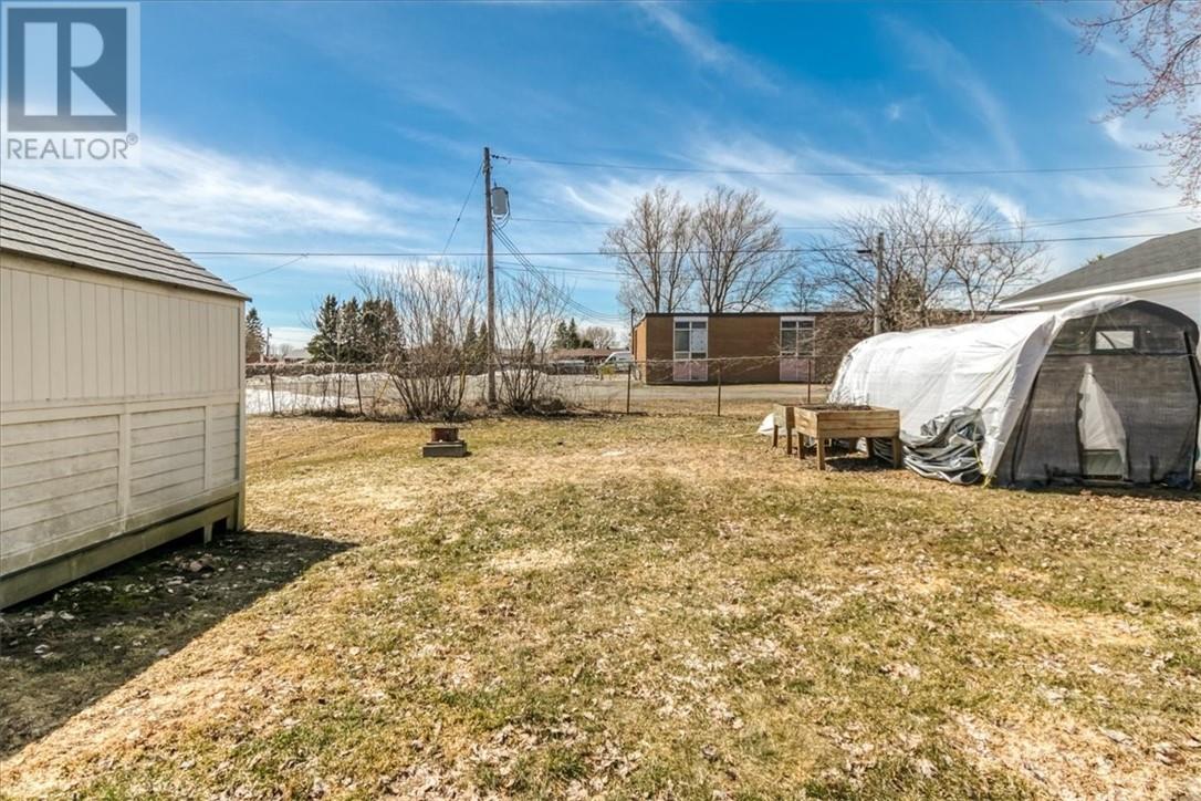 121 Edward Avenue, Chelmsford, Ontario  P0M 1L0 - Photo 5 - 2127342