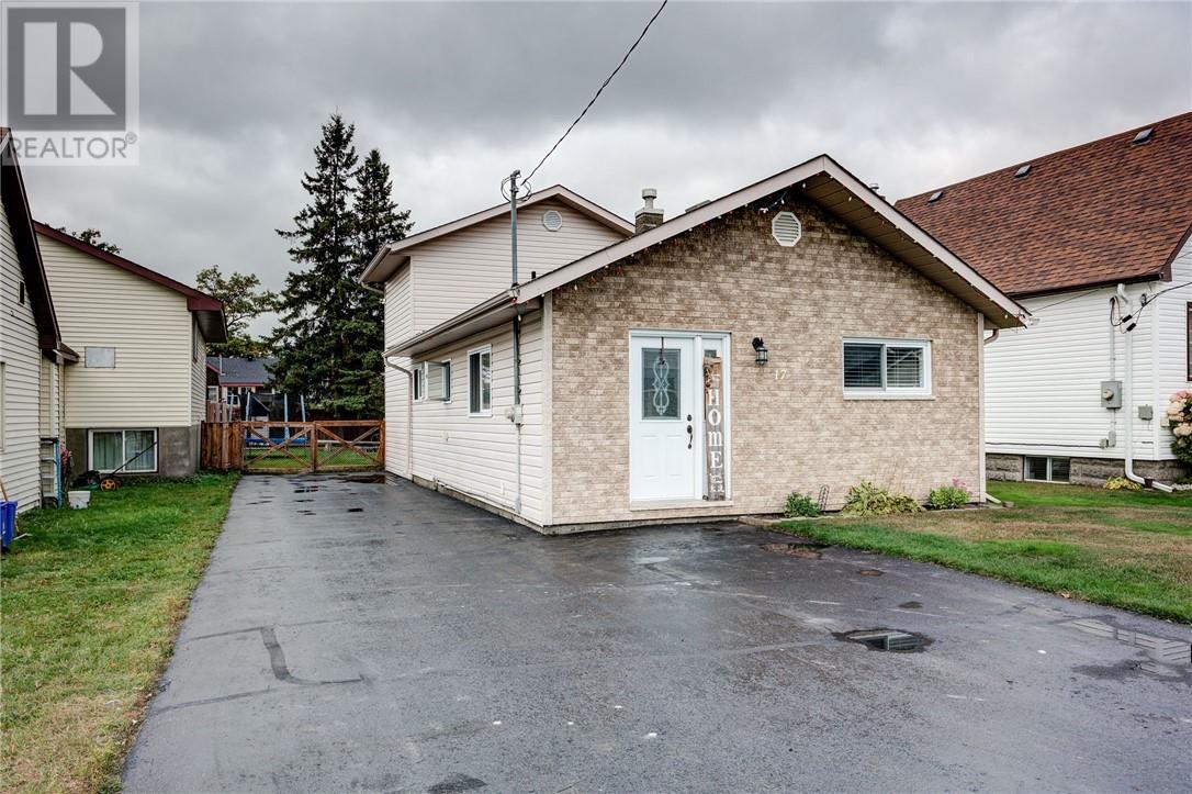 17 Coulson Street, Capreol, Ontario