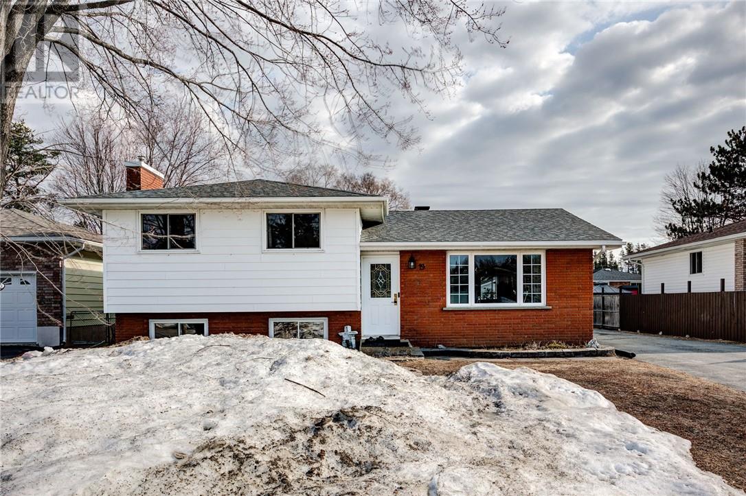 19 Beech Crescent, Sudbury, Ontario  P0M 1H0 - Photo 2 - 2127312