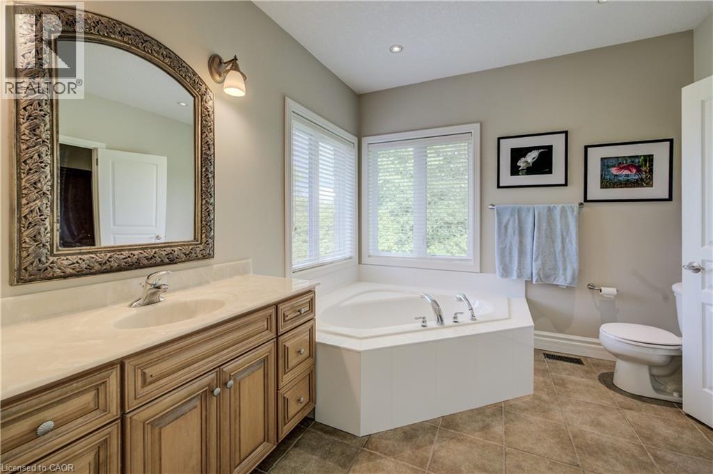 10 Eagle Ridge Court, Glen Morris, Ontario  N0B 1W0 - Photo 35 - 40824933