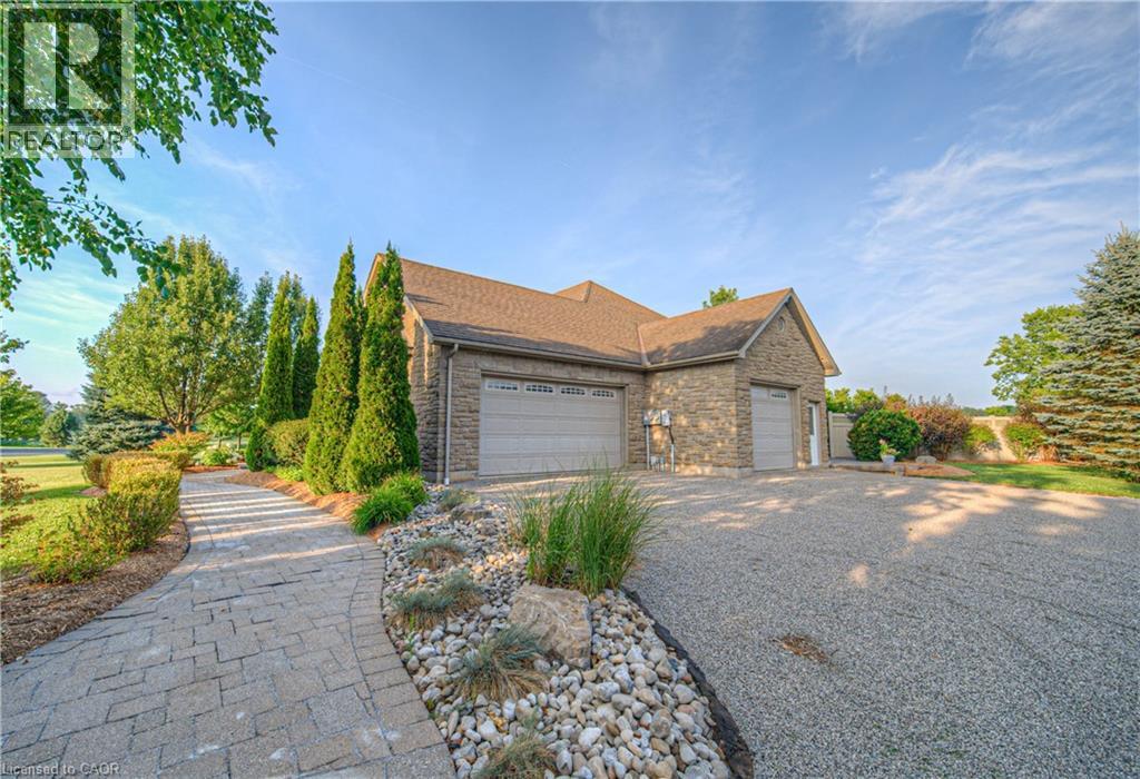 10 Eagle Ridge Court, Glen Morris, Ontario  N0B 1W0 - Photo 4 - 40824933