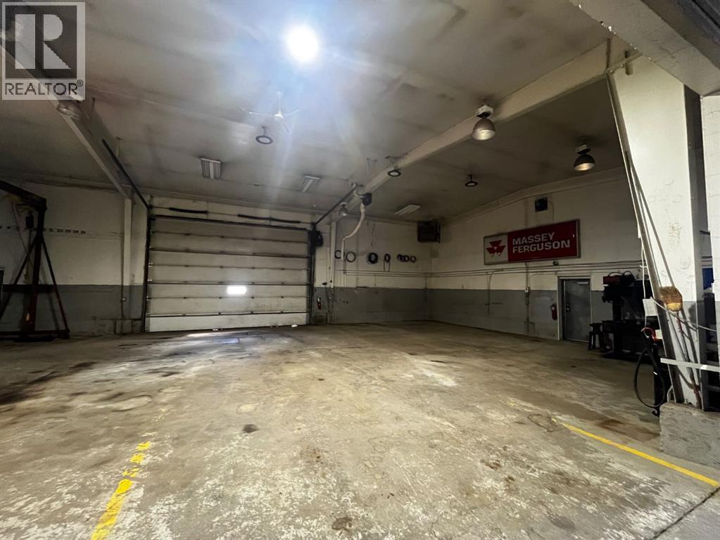 4912 50 Street, Dewberry, Alberta  T0B 1G0 - Photo 9 - A2113262