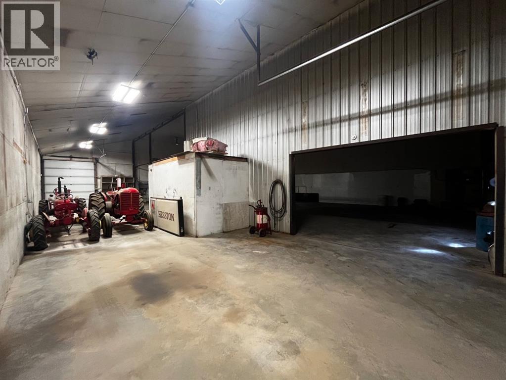 4910 49 Avenue, Dewberry, Alberta  T0B 1G0 - Photo 4 - A2113270