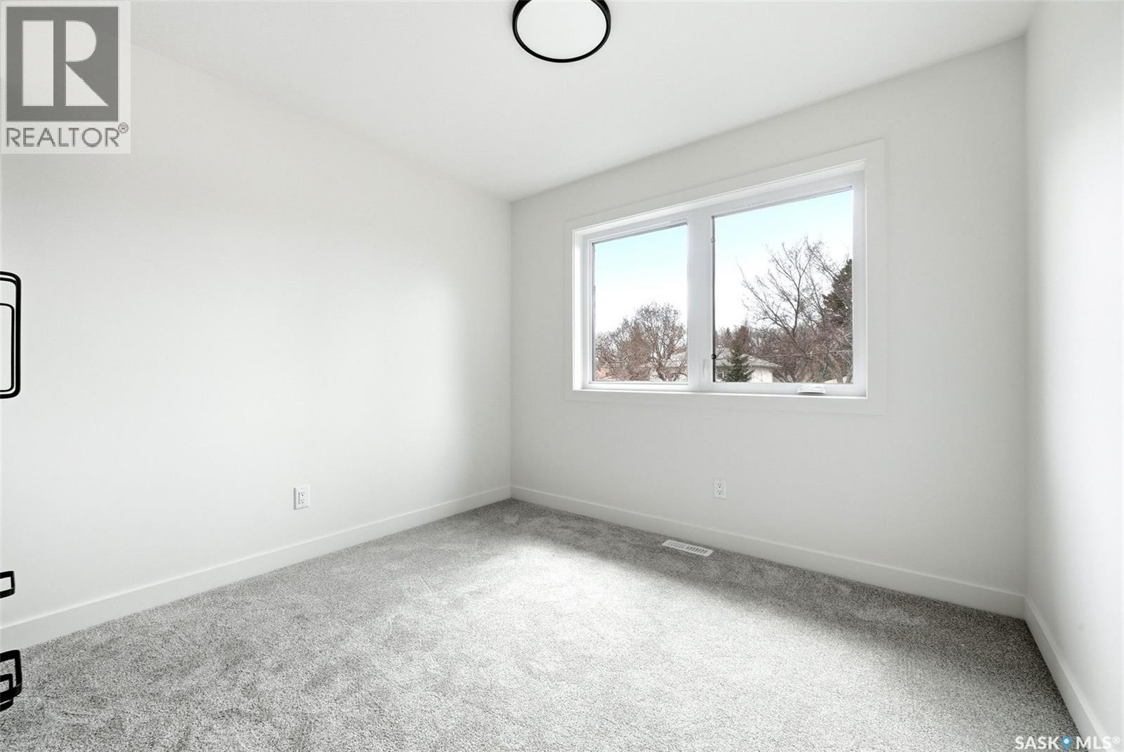 3917 Qu'appelle Drive, Regina, Saskatchewan  S4S 0E1 - Photo 35 - SK034044