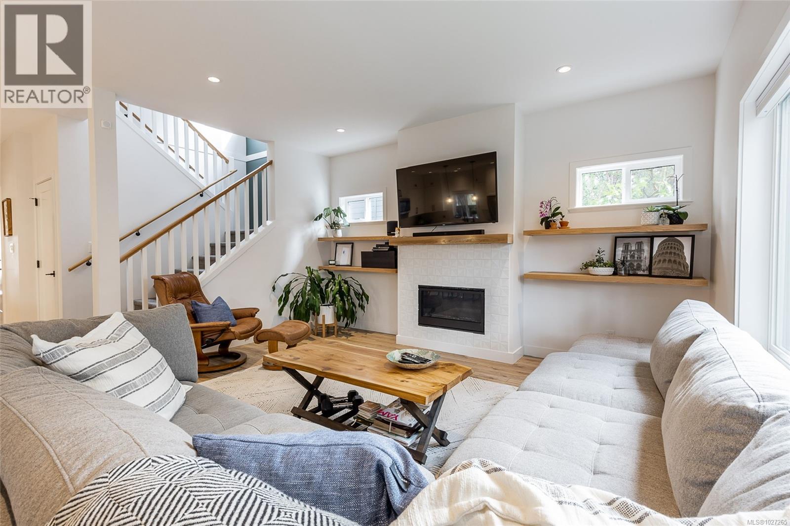 680 Barolo Pl, Langford, British Columbia  V9B 3P1 - Photo 2 - 1027265