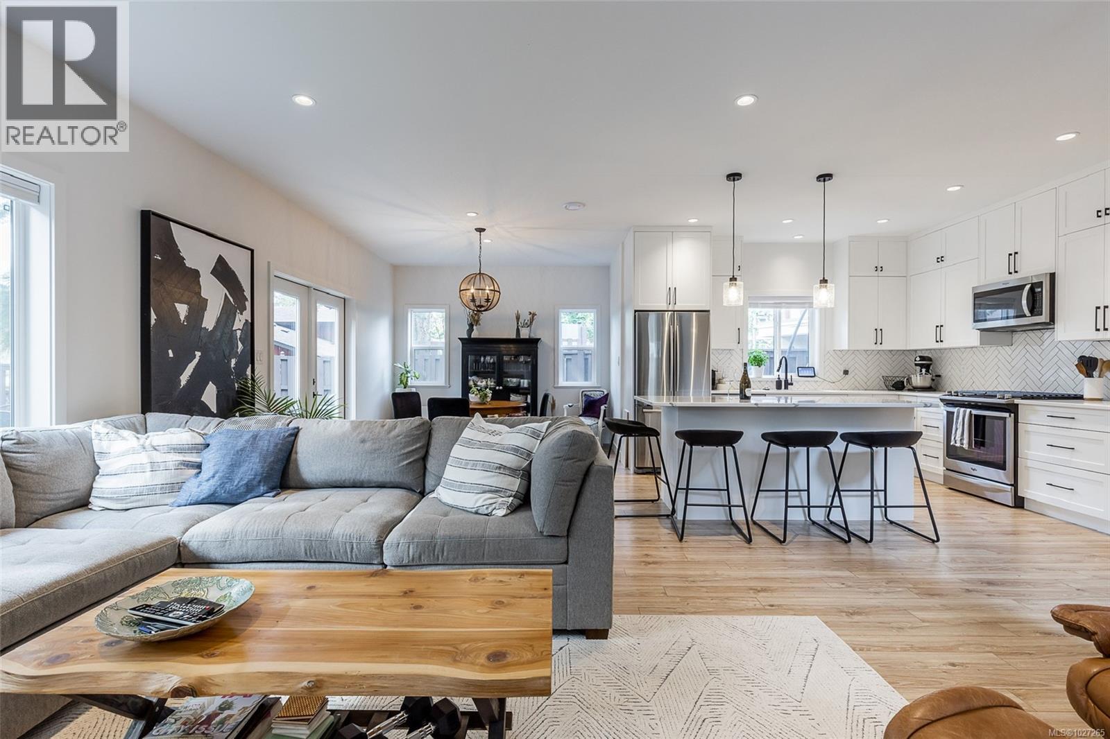 680 Barolo Pl, Langford, British Columbia  V9B 3P1 - Photo 3 - 1027265