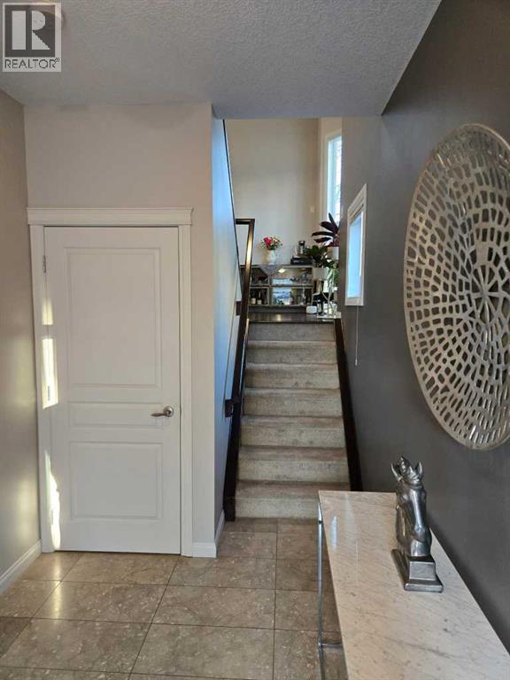 1511 Wentworth Villas Sw, Calgary, Alberta  T3H 0K7 - Photo 2 - A2283485