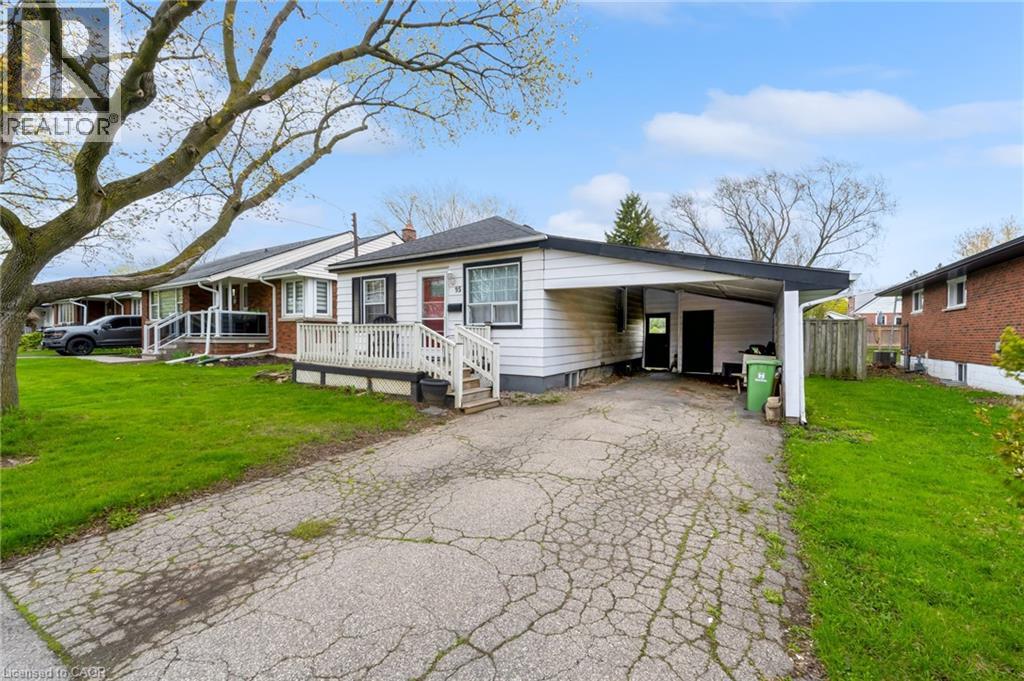 95 DANA Drive, Hamilton, Ontario