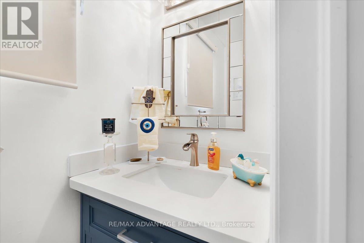 3218 Mainsail Crescent, Mississauga, Ontario  L5L 1H2 - Photo 20 - W13056858