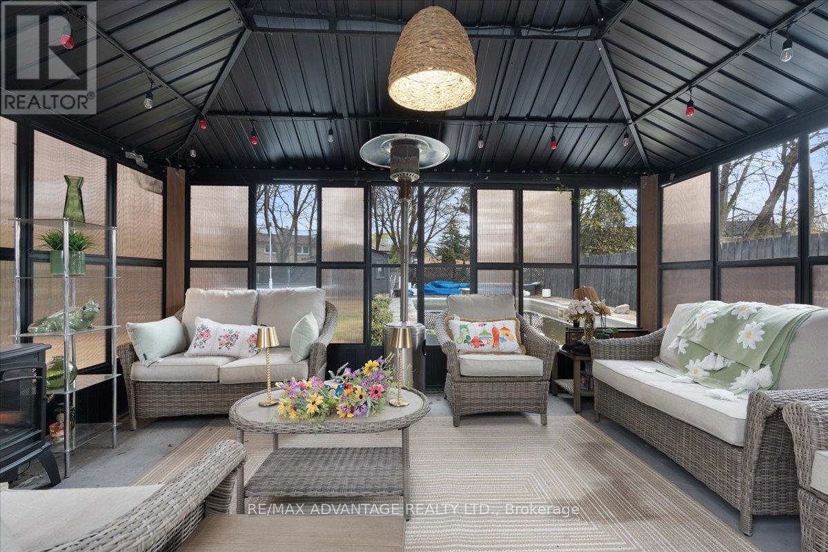 3218 Mainsail Crescent, Mississauga, Ontario  L5L 1H2 - Photo 5 - W13056858