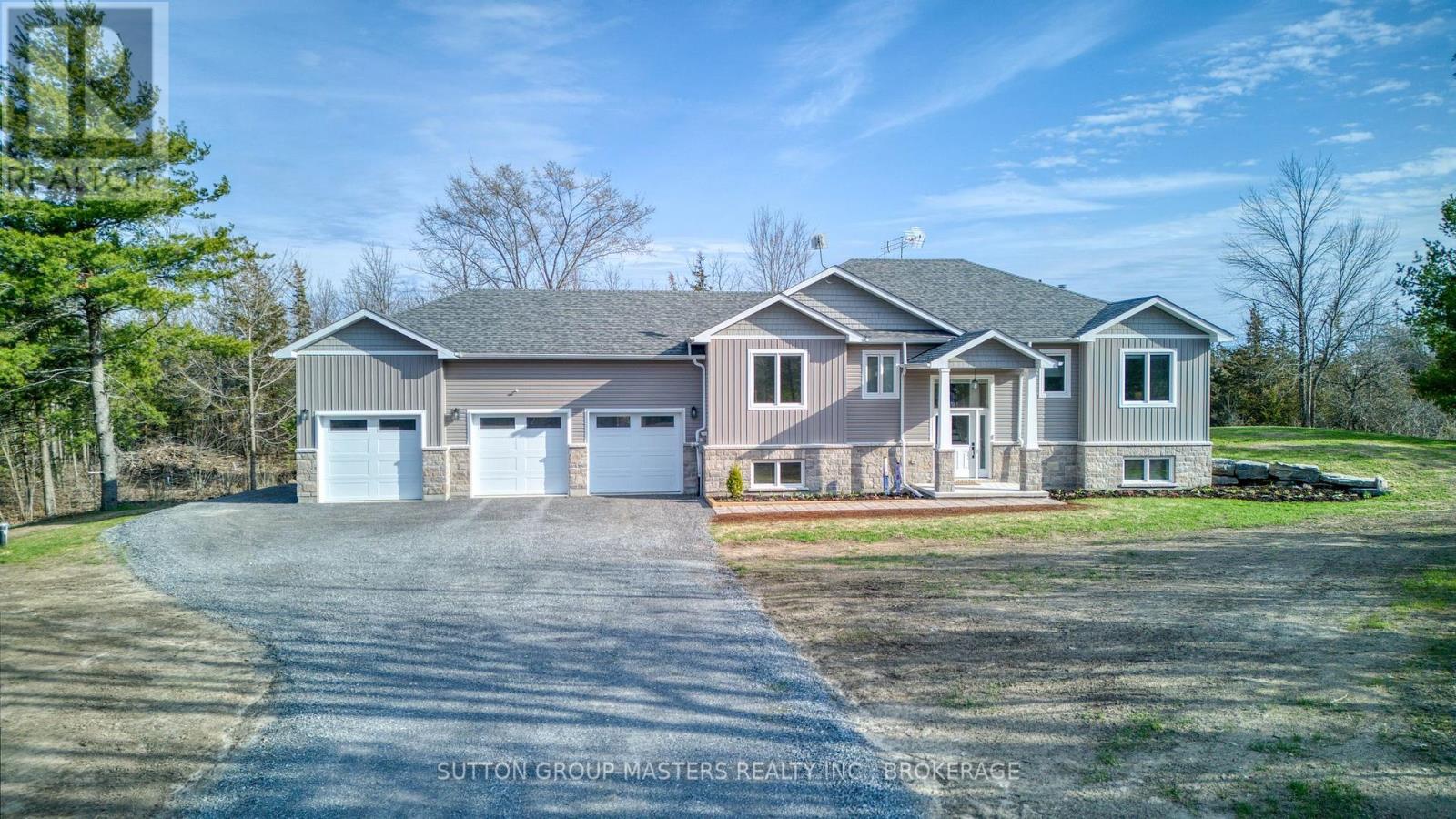 12 PETWORTH ROAD, Stone Mills, Ontario