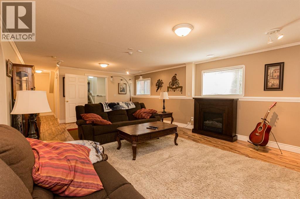 10509 Kateri Drive, Grande Prairie, Alberta  T8W 2N1 - Photo 14 - A2303002