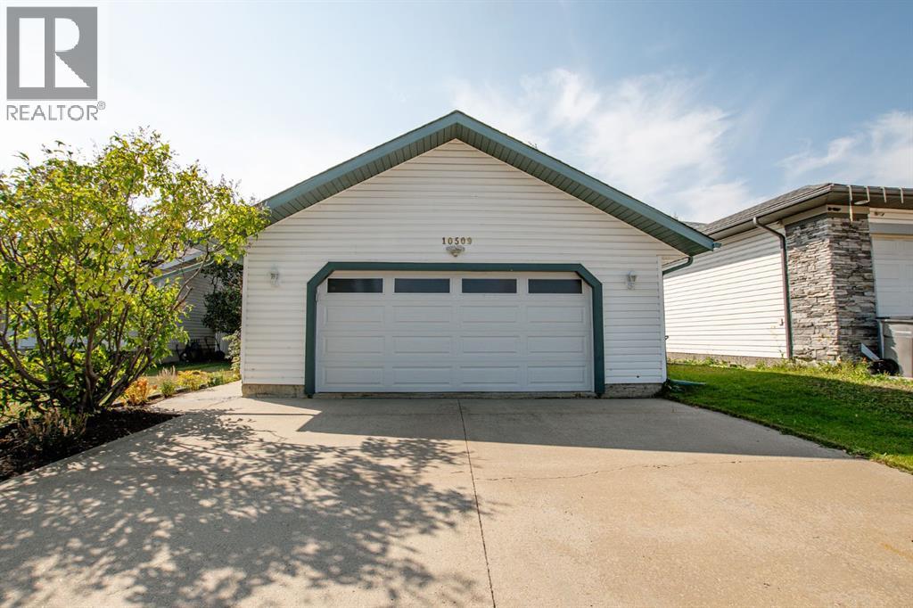 10509 Kateri Drive, Grande Prairie, Alberta  T8W 2N1 - Photo 2 - A2303002