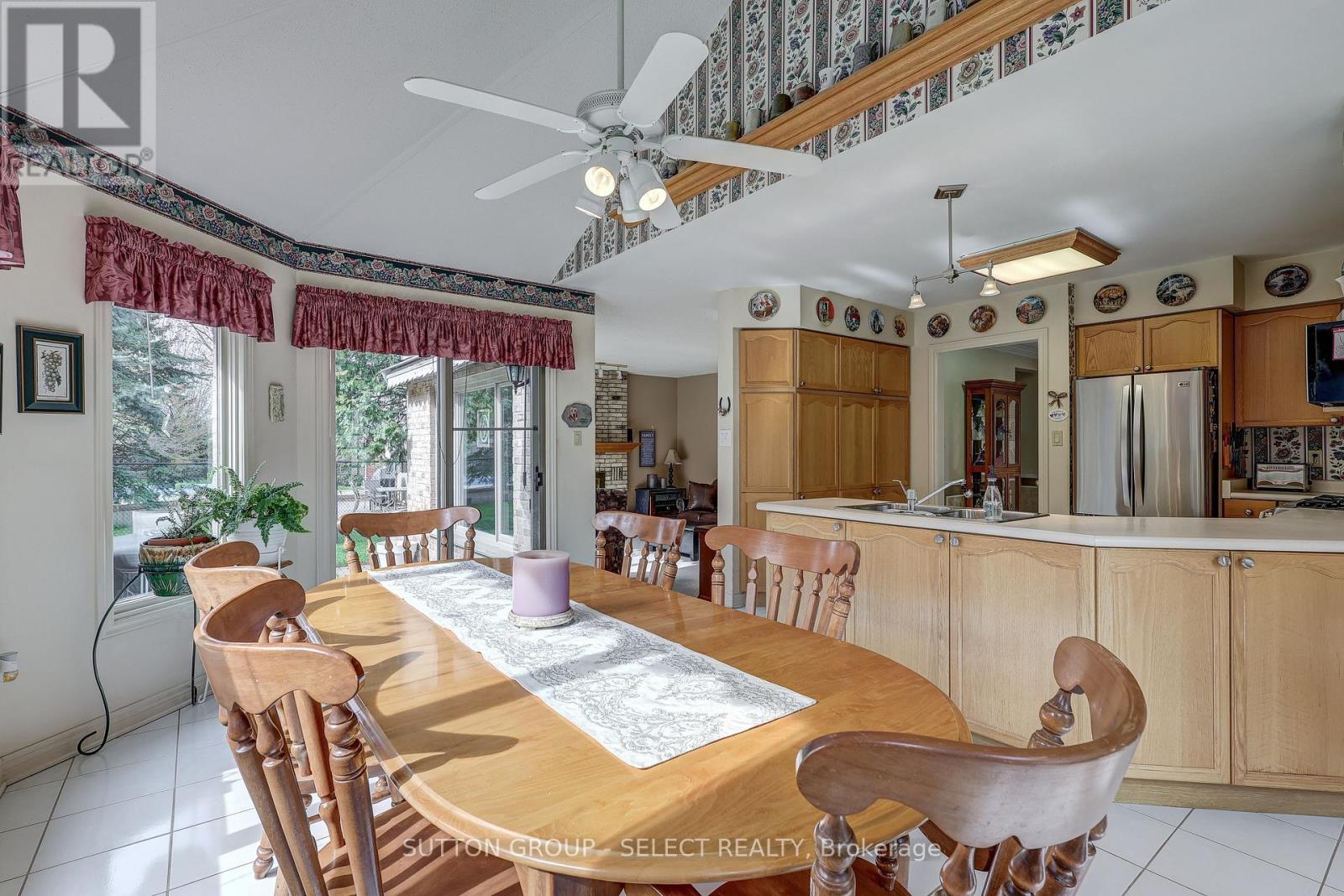 462 Ambleside Drive, London North, Ontario  N6G 4W9 - Photo 13 - X13056742