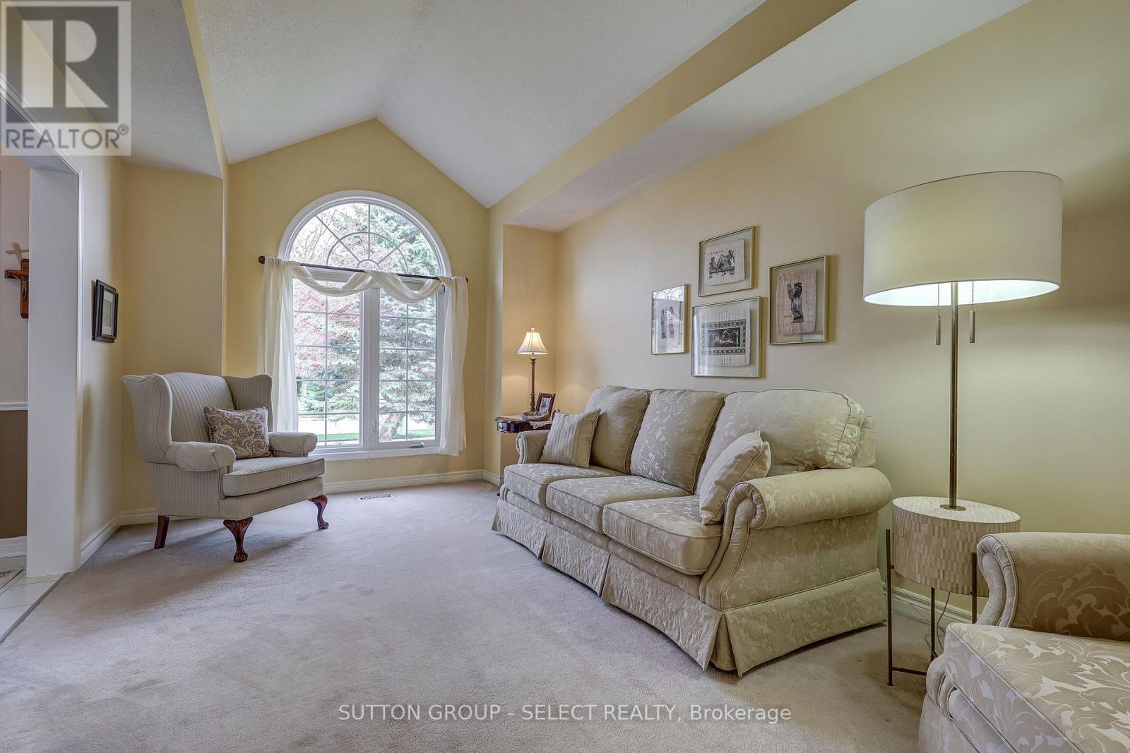 462 Ambleside Drive, London North, Ontario  N6G 4W9 - Photo 8 - X13056742