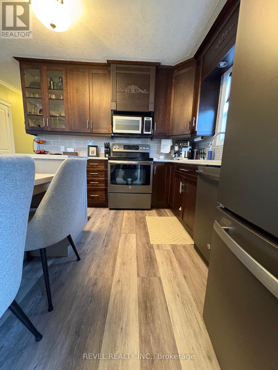 15 Algonquin Road, Cochrane, Ontario  P0L 1C0 - Photo 14 - T13056702