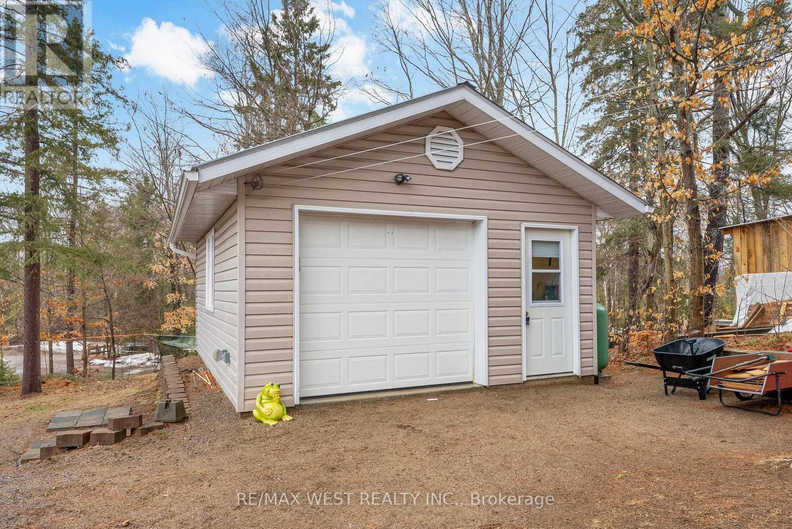 6149 Centennial Drive, Greater Madawaska, Ontario  K0J 2R0 - Photo 15 - X12966880