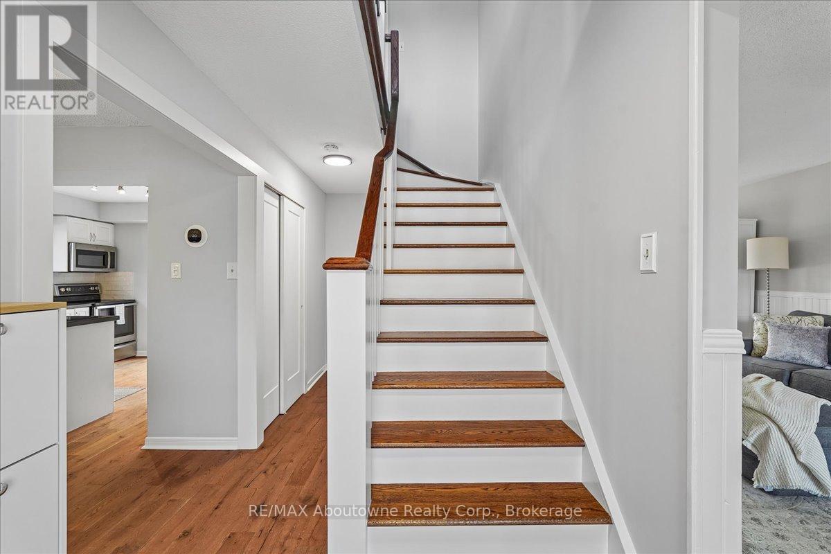 149 Ward Court, Oakville, Ontario  L6L 5X7 - Photo 21 - W13056784