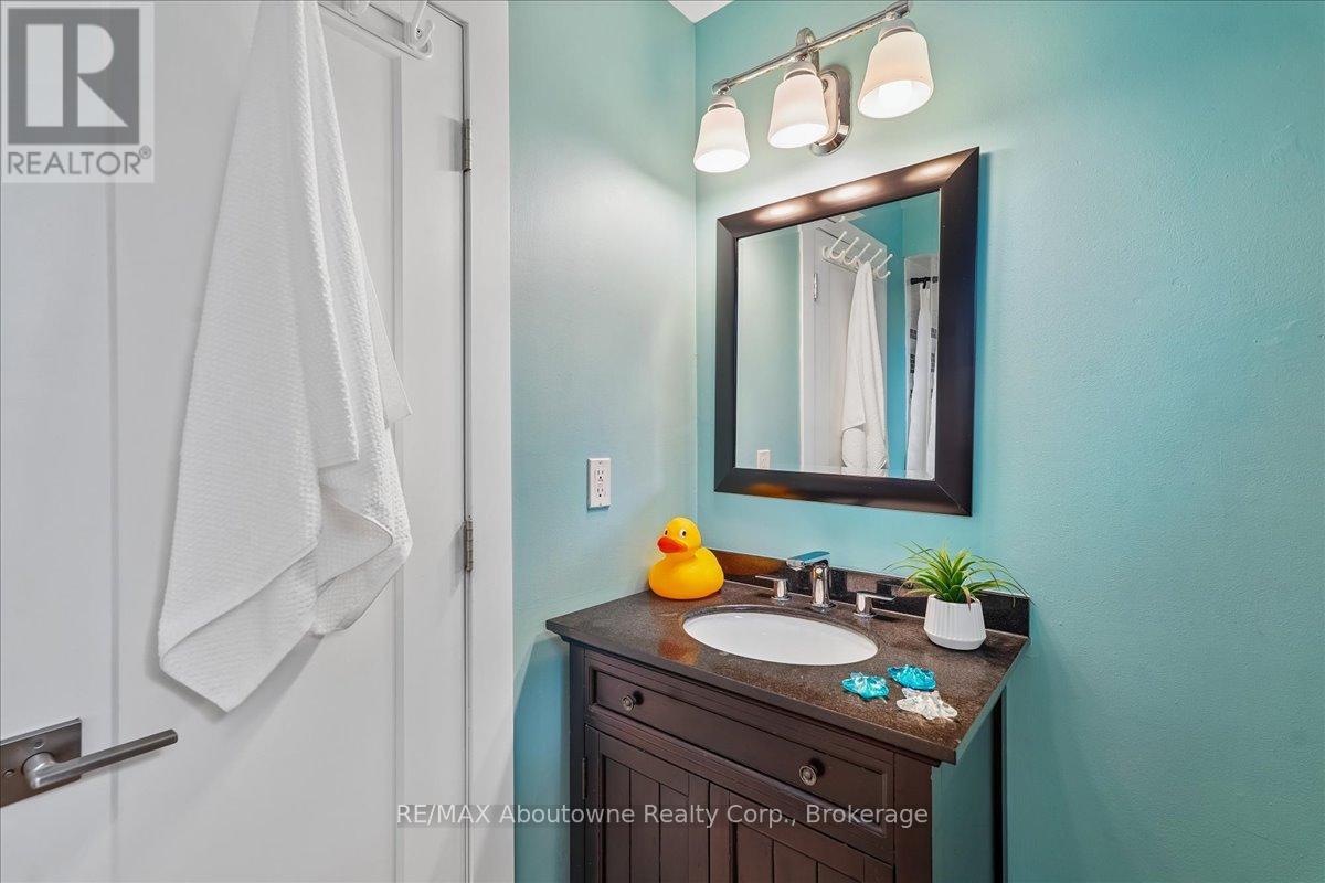 149 Ward Court, Oakville, Ontario  L6L 5X7 - Photo 30 - W13056784