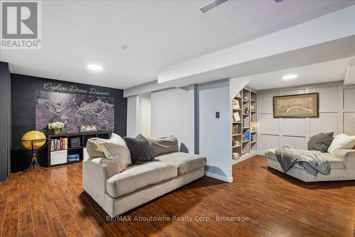 149 Ward Court, Oakville, Ontario  L6L 5X7 - Photo 33 - W13056784