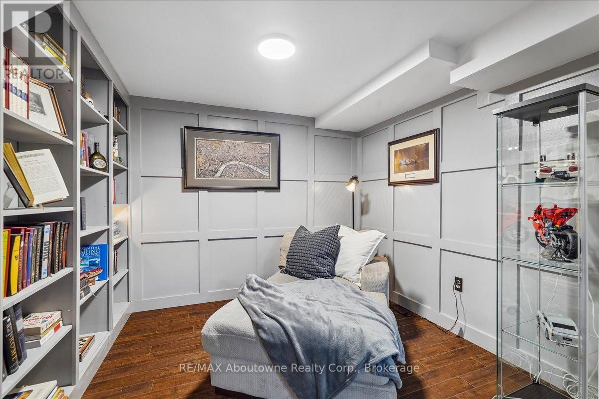 149 Ward Court, Oakville, Ontario  L6L 5X7 - Photo 35 - W13056784