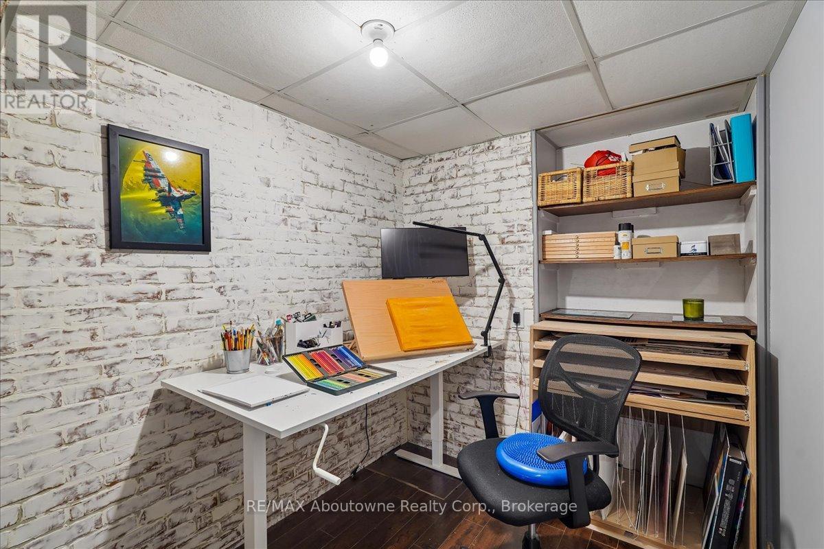 149 Ward Court, Oakville, Ontario  L6L 5X7 - Photo 36 - W13056784