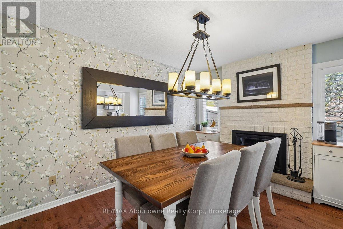 149 Ward Court, Oakville, Ontario  L6L 5X7 - Photo 9 - W13056784