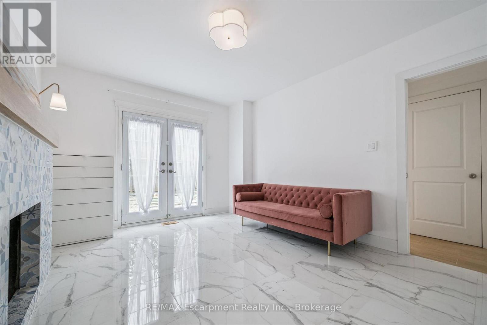 227 Martindale Avenue, Oakville, Ontario  L6H 4K2 - Photo 13 - W13056802