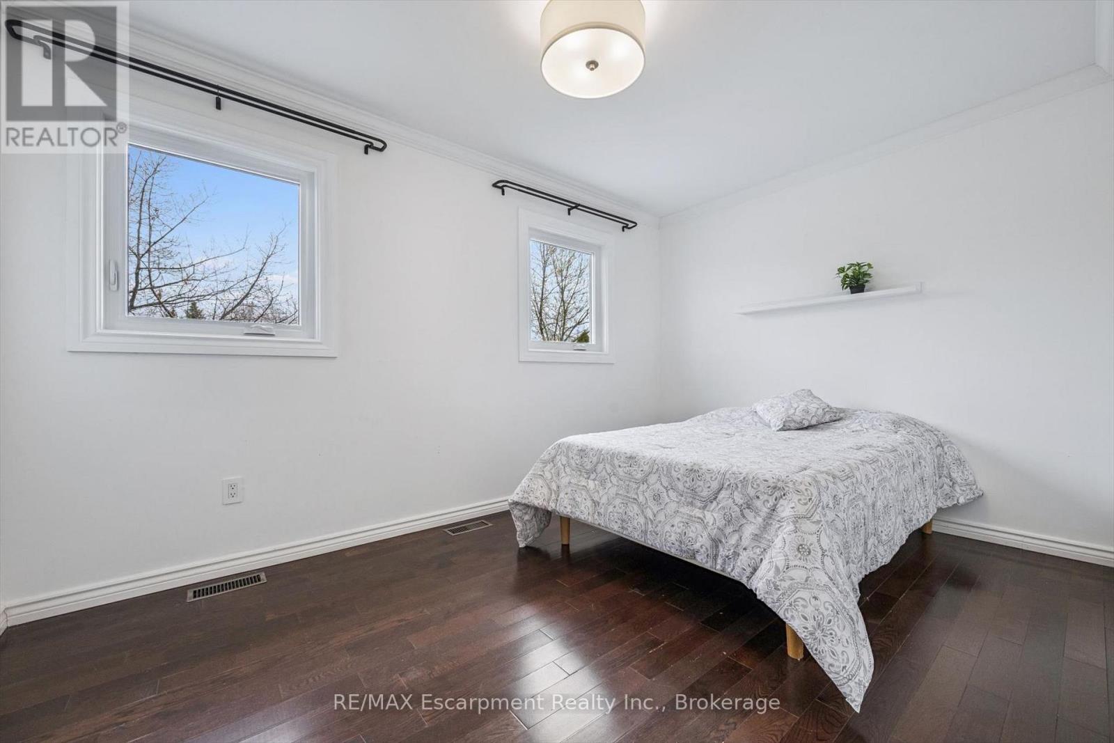 227 Martindale Avenue, Oakville, Ontario  L6H 4K2 - Photo 21 - W13056802