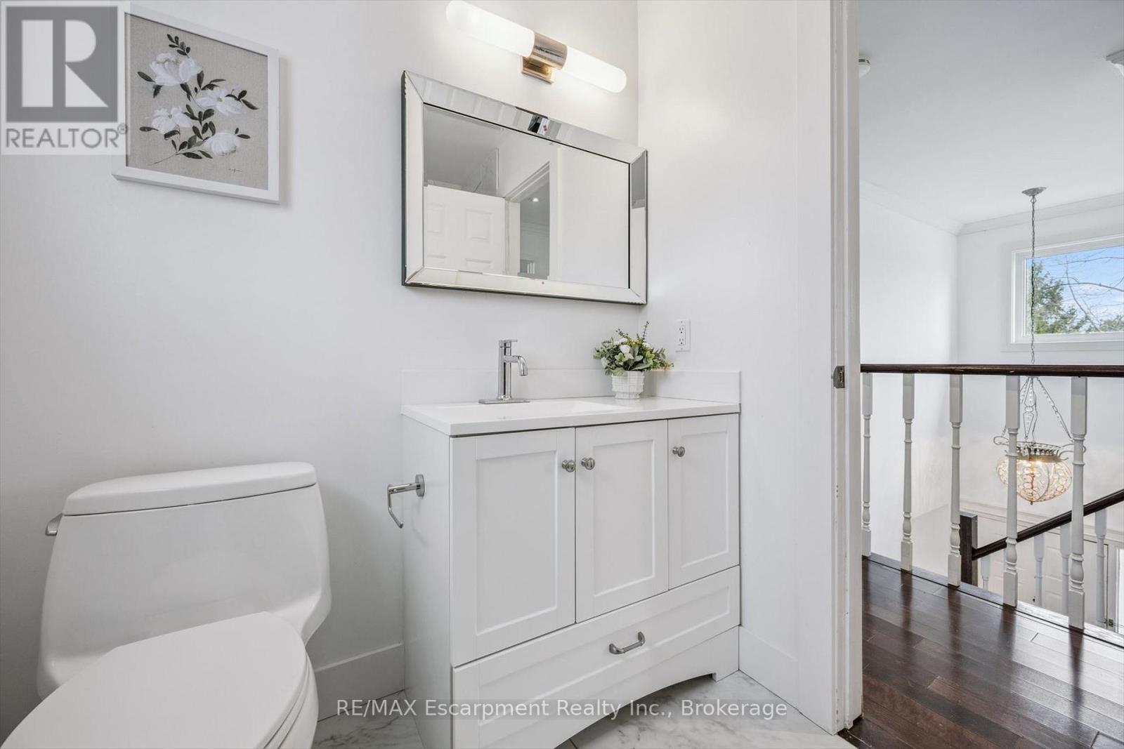 227 Martindale Avenue, Oakville, Ontario  L6H 4K2 - Photo 25 - W13056802