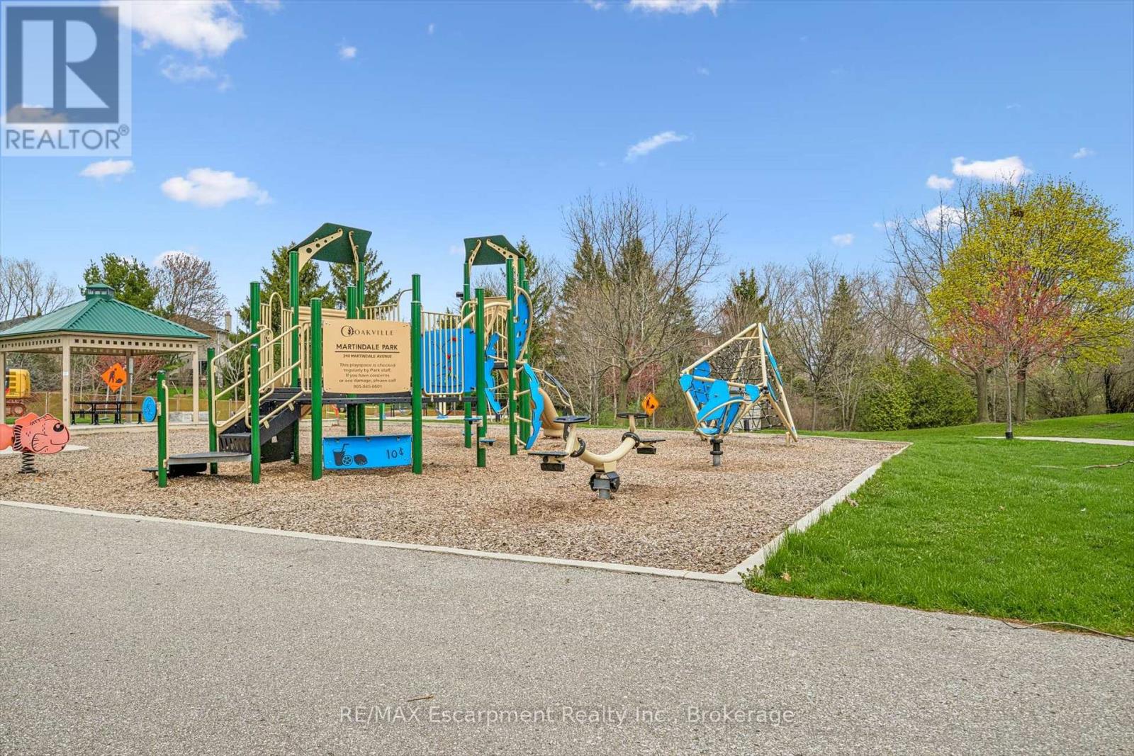 227 Martindale Avenue, Oakville, Ontario  L6H 4K2 - Photo 38 - W13056802