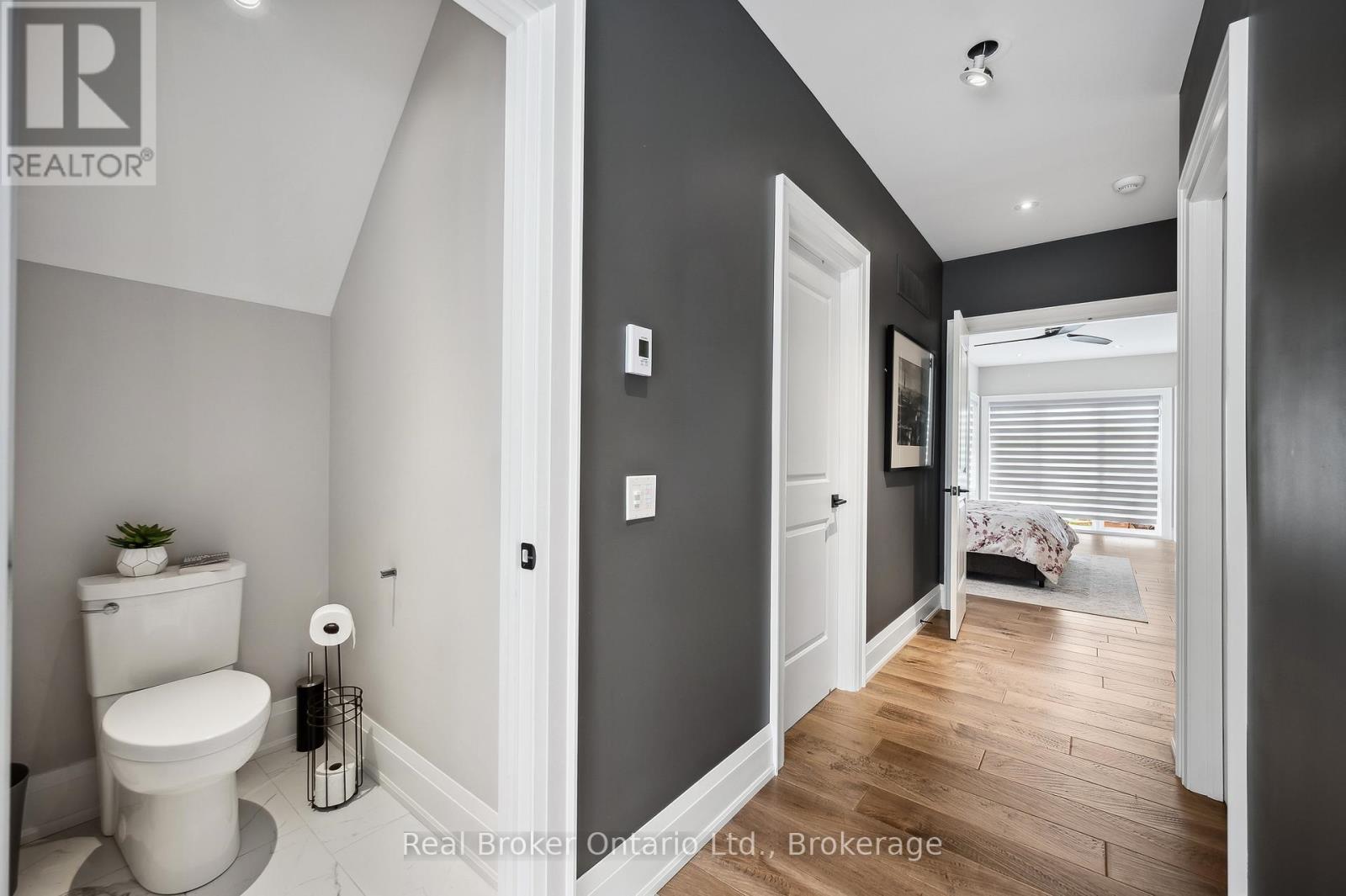 1247 Wood Place, Oakville, Ontario  L6L 2R4 - Photo 27 - W13056902