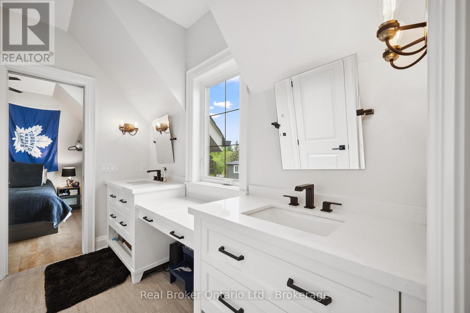 1247 Wood Place, Oakville, Ontario  L6L 2R4 - Photo 32 - W13056902