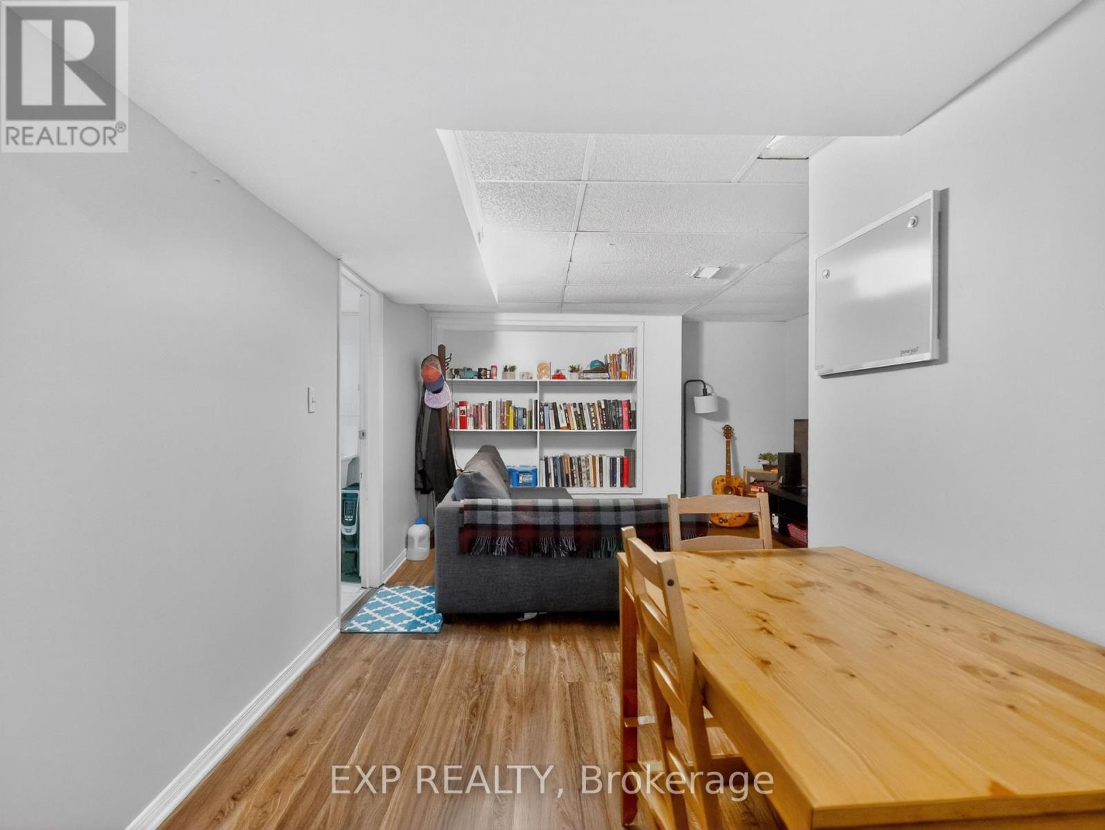 6328 Gore Street, Niagara Falls, Ontario  L2J 1X8 - Photo 33 - X13056638