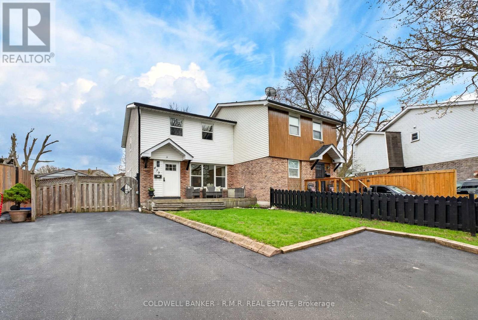479 Neptune Court, Oshawa (Lakeview), Ontario  L1J 6C9 - Photo 2 - E13056868