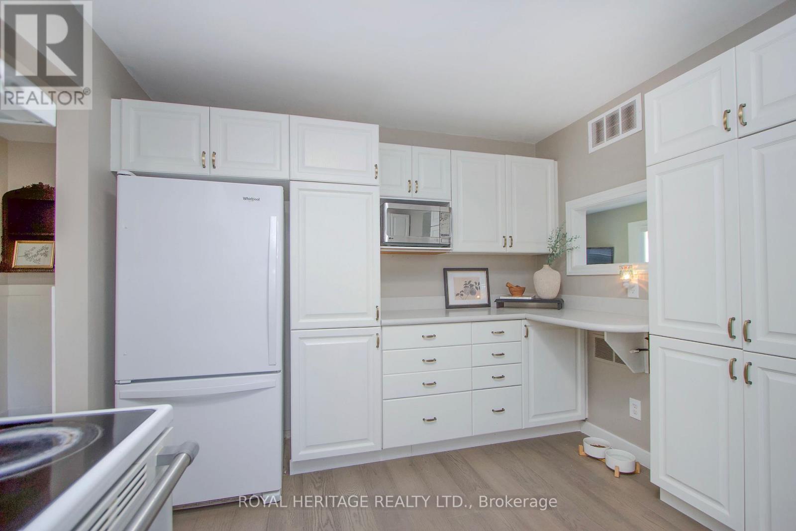 56 Pine Point Lane, Scugog, Ontario  L9L 1B4 - Photo 12 - E13056924