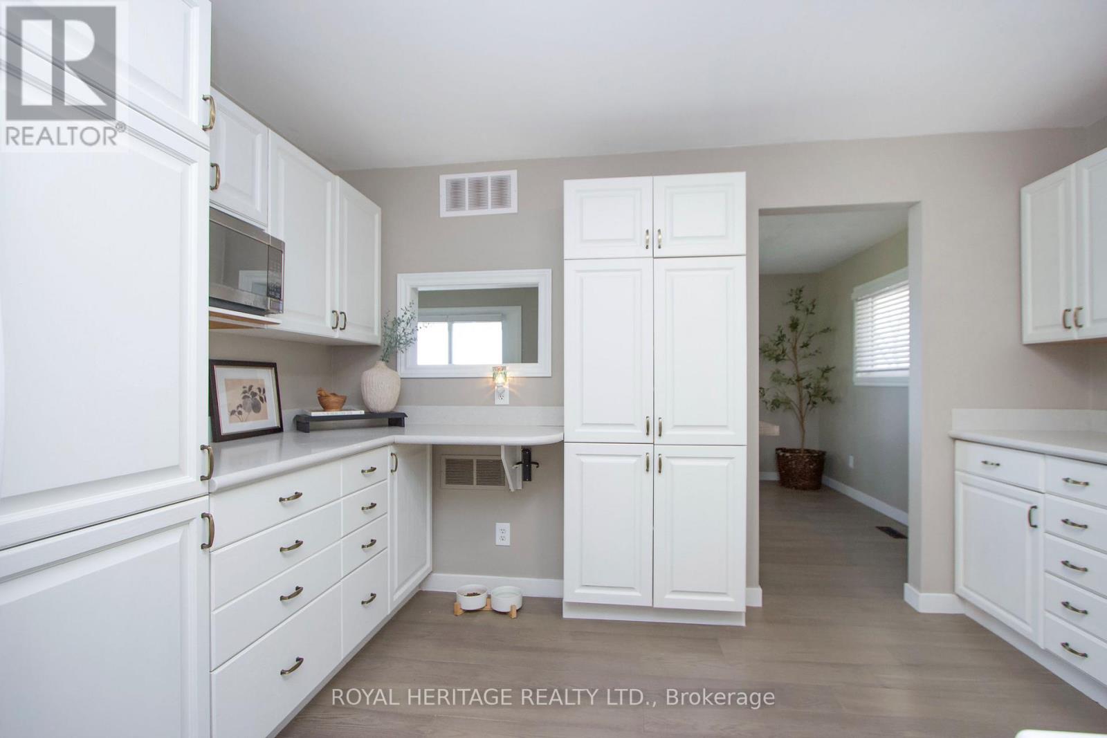 56 Pine Point Lane, Scugog, Ontario  L9L 1B4 - Photo 13 - E13056924