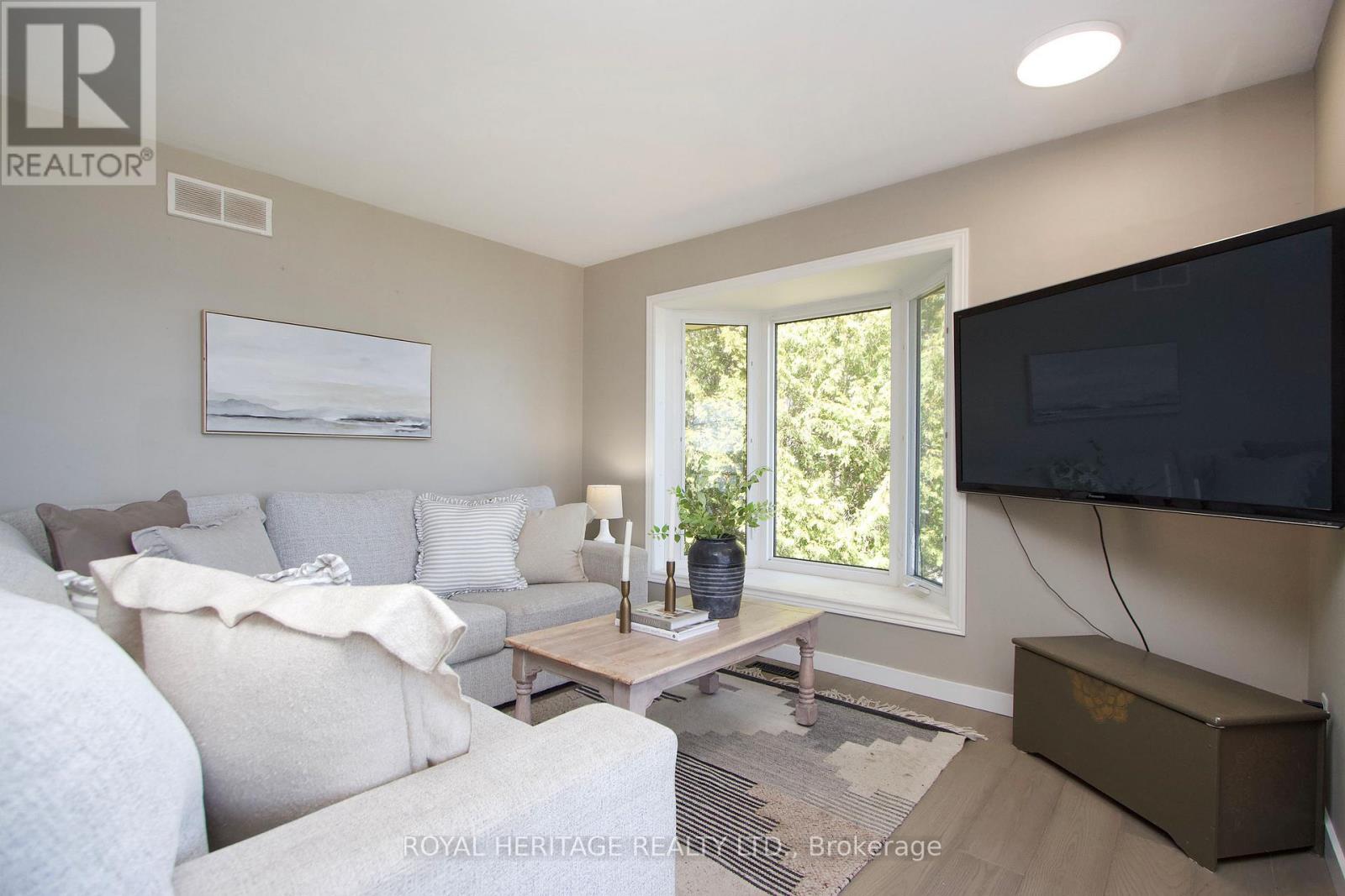 56 Pine Point Lane, Scugog, Ontario  L9L 1B4 - Photo 6 - E13056924