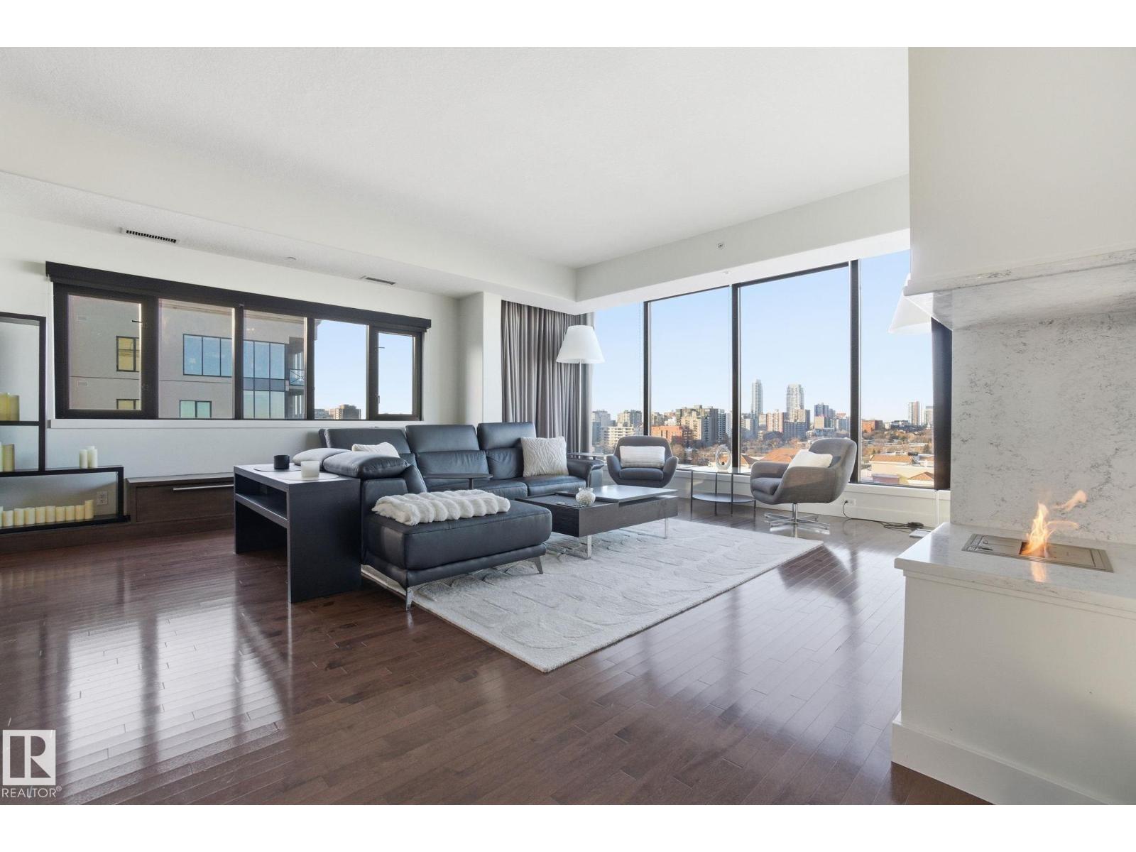 #1102 10319 111 St NW, Edmonton, Alberta  T5K 0A2 - Photo 3 - E4470628