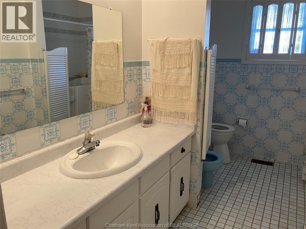 8 Regal Place, Chatham, Ontario  N7M 5P5 - Photo 7 - 25015755