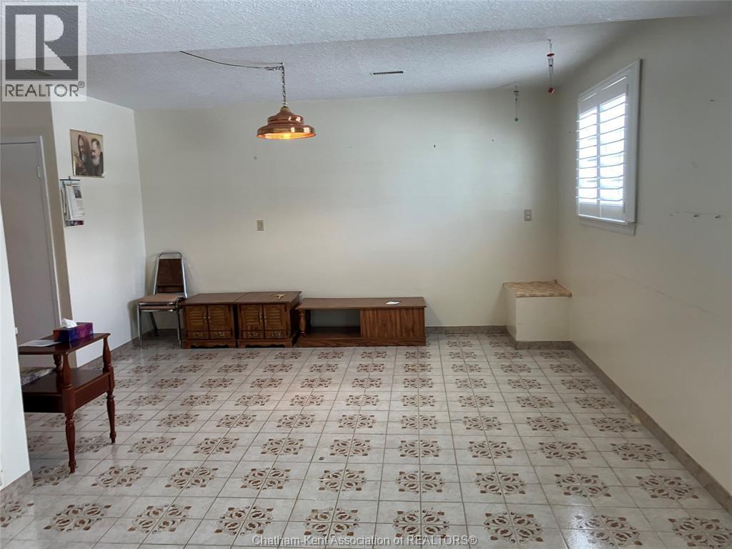 8 Regal Place, Chatham, Ontario  N7M 5P5 - Photo 21 - 25015755