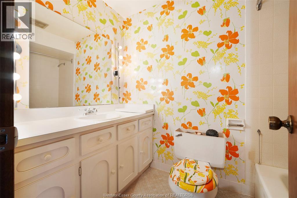 5410 Huron Church Line Road, Lasalle, Ontario  N9H 1H6 - Photo 32 - 26009496