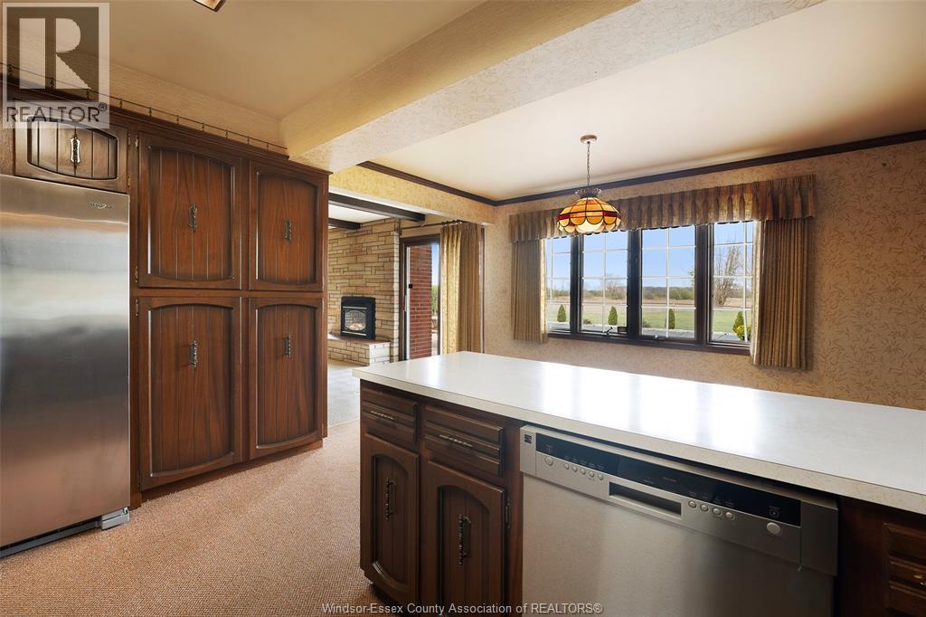 5410 Huron Church Line Road, Lasalle, Ontario  N9H 1H6 - Photo 14 - 26009496