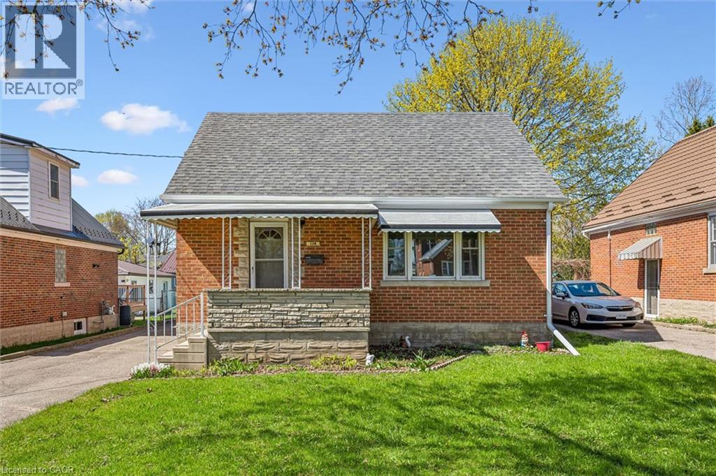 128 MAUSSER Avenue, Kitchener, Ontario