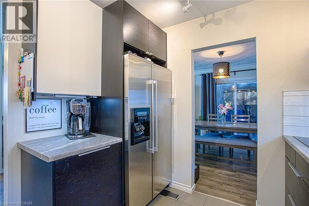 2387 Cyprus Avenue, Burlington, Ontario  L7P 1G5 - Photo 10 - 40825088