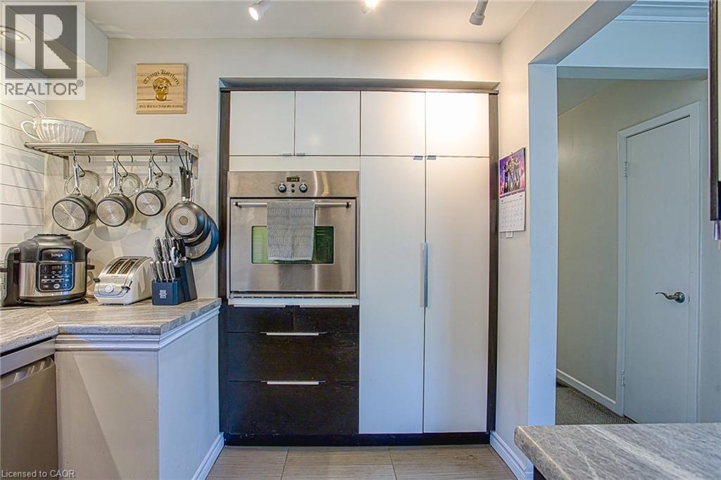 2387 Cyprus Avenue, Burlington, Ontario  L7P 1G5 - Photo 12 - 40825088